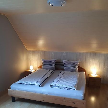 Ferienwohnung Van Den Berg Rees Exterior foto